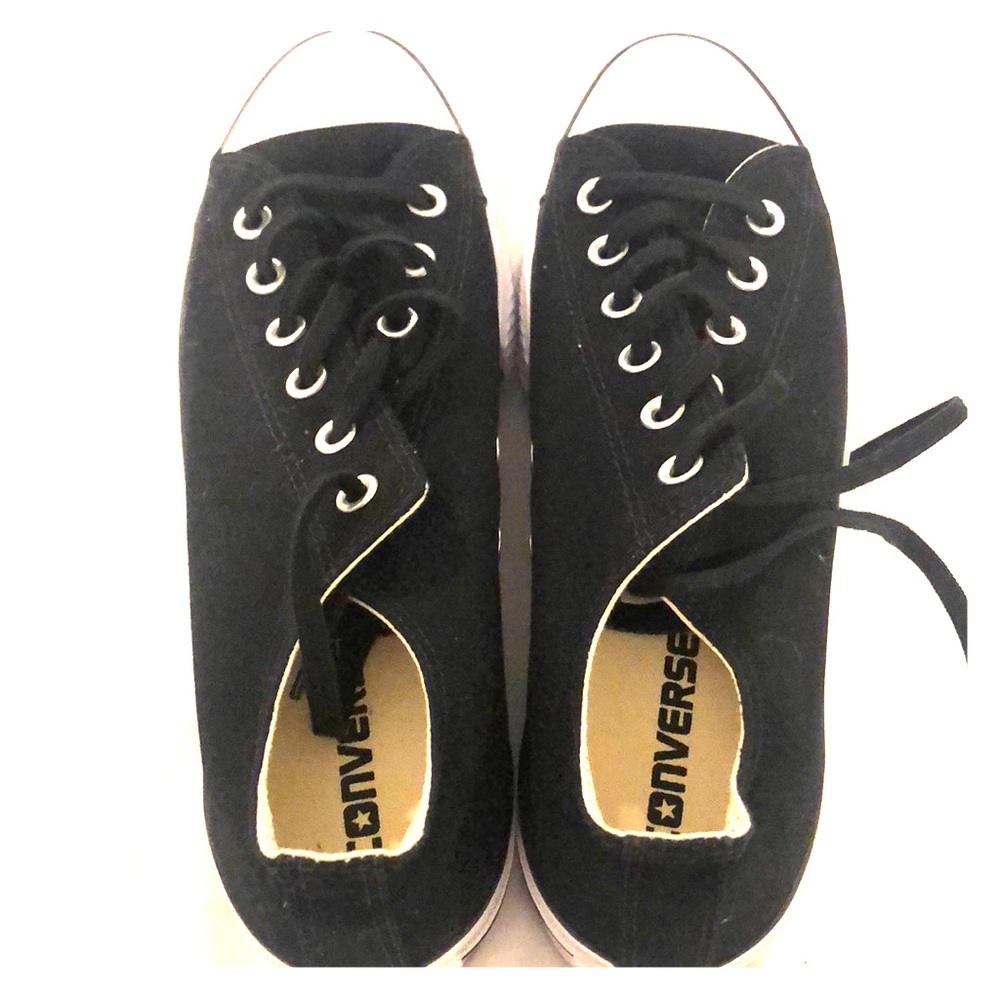 Black and White Converse New !! size 9